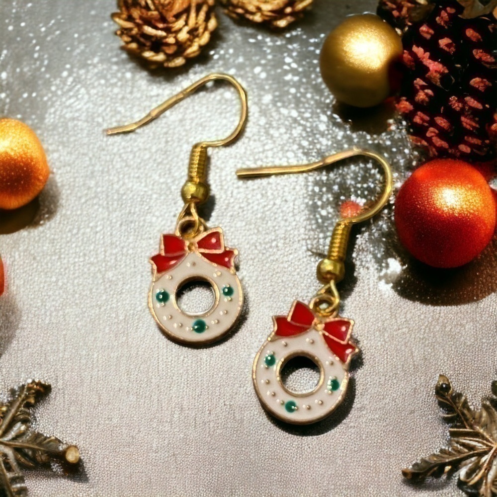Christmas Wreath Dangle Earrings